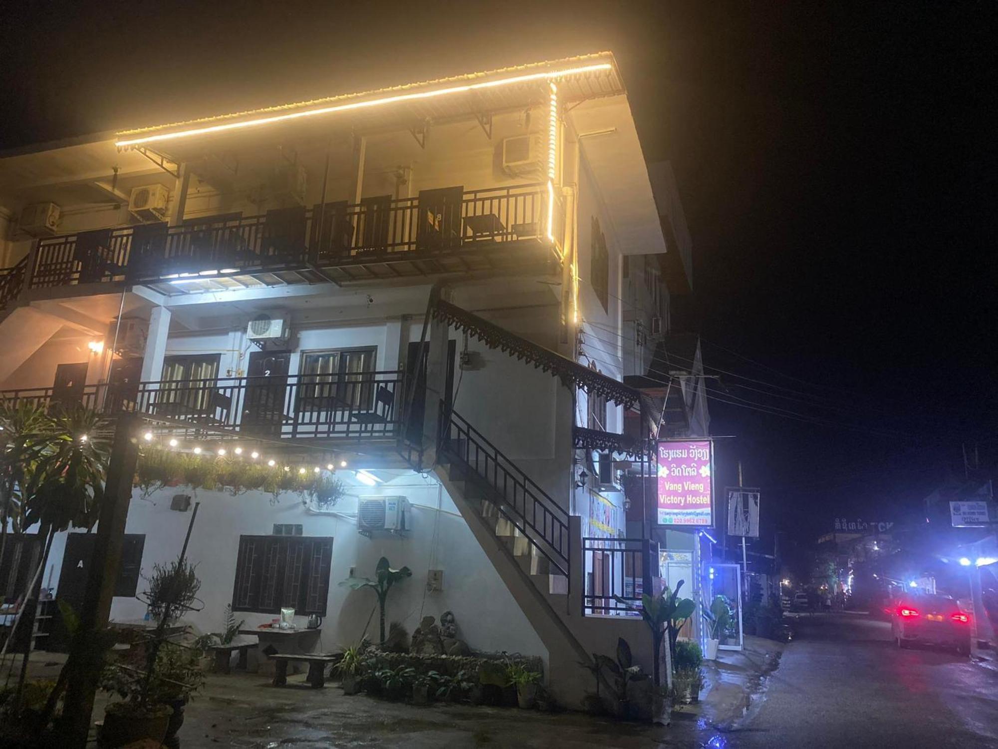 Vang Vieng Victory Hostel Buitenkant foto
